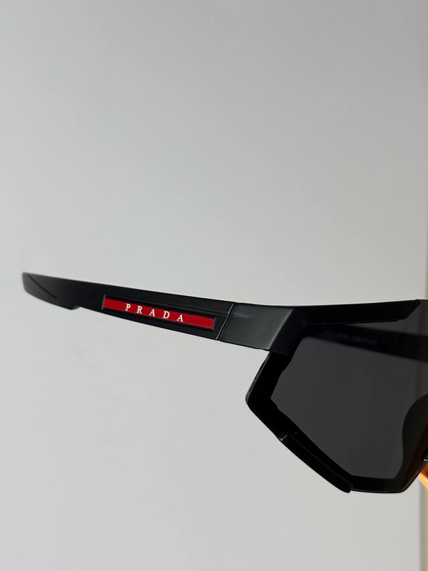 عینک آفتابی اسپرت مدل Oakley