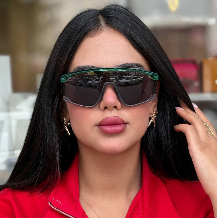 عینک ورزشی اوکلی