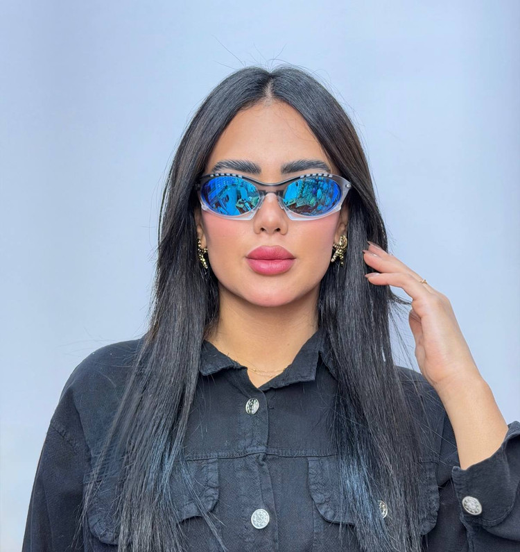 عینک آفتابی اوکلی با دماغی جداشونده